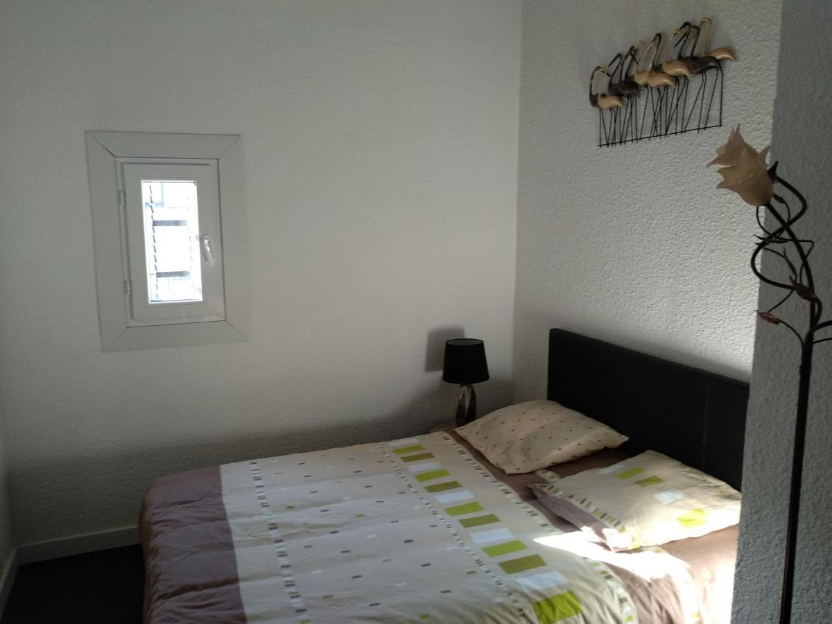 Appartement Duplex vieux port - mesures sanitaires supplémentaires à Marseille Extérieur photo