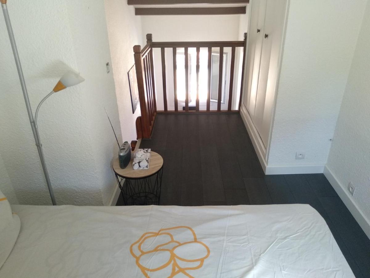 Appartement Duplex vieux port - mesures sanitaires supplémentaires à Marseille Extérieur photo