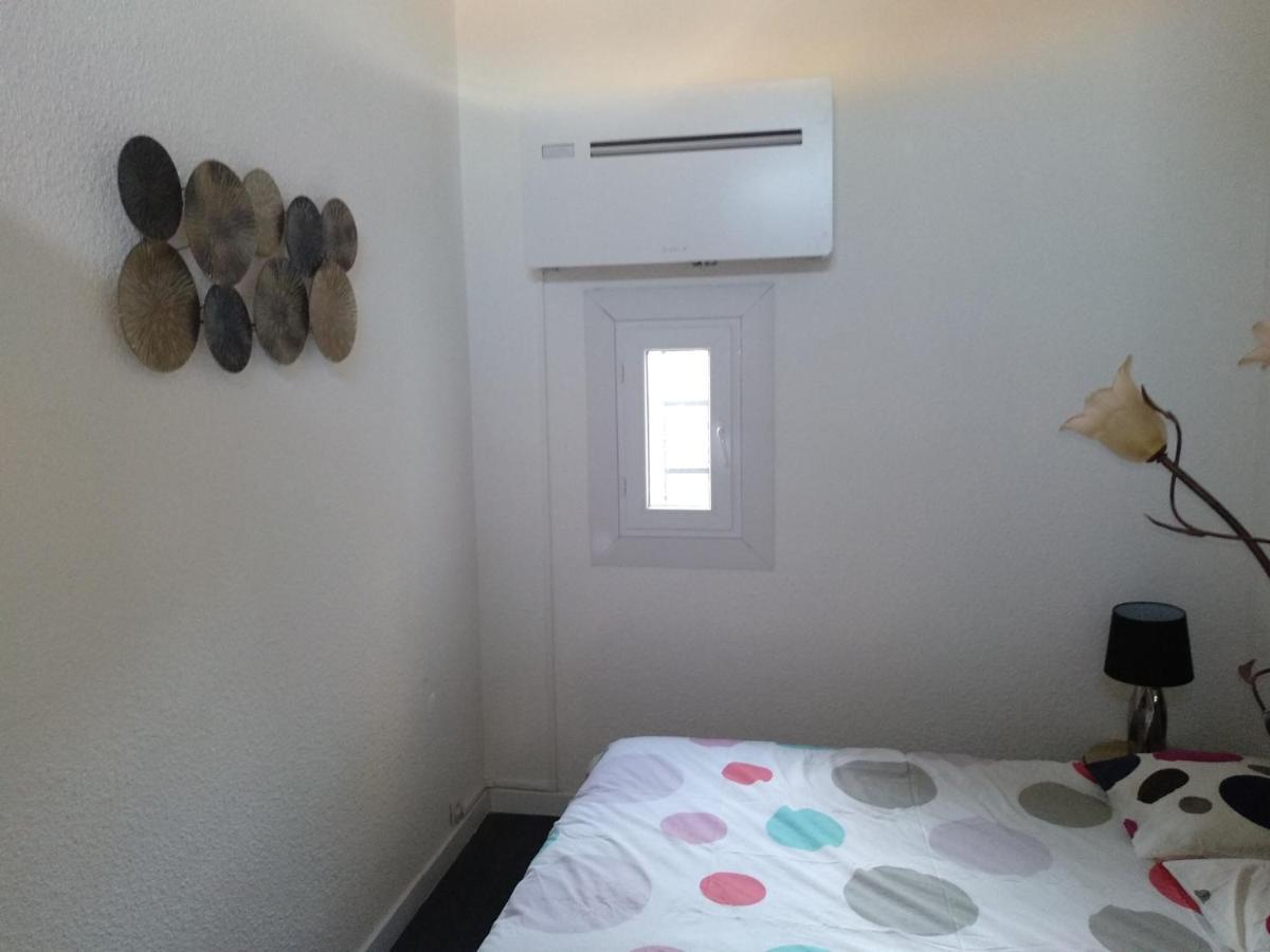 Appartement Duplex vieux port - mesures sanitaires supplémentaires à Marseille Extérieur photo